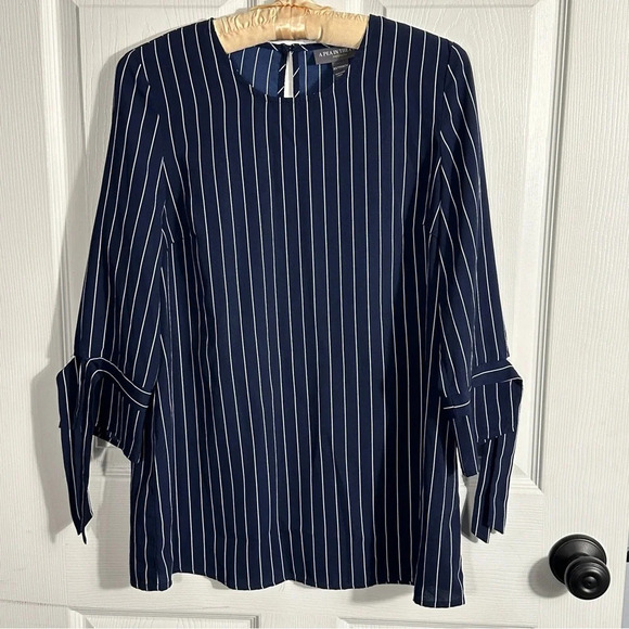 A Pea in the Pod navy striped maternity top, size XS, nautical, spring - Picture 1 of 7